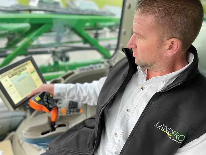 Large Dealer Creates Roadmap for Virtual Customer Clinics